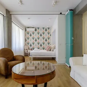 Six By Caleta Homes Appartement
